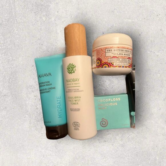 Skincare Bundle - Picture 3 of 4